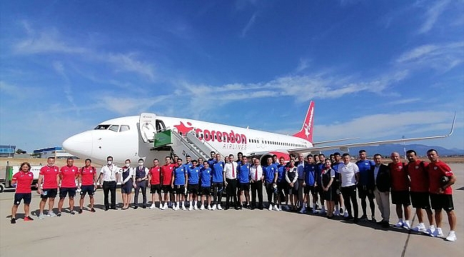 Altınordu FK, Corendon Airlines'ın özel takım uçağıyla ...