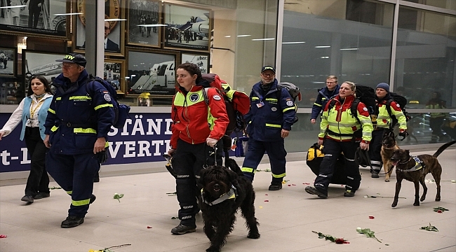 Ülkelerine dönen Alman kurtarma ekipleri Türkiye'de başarıyla çalıştıklarını dile getirdi