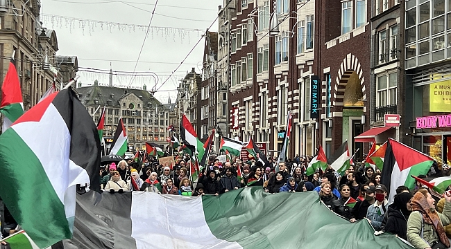 İsrail'in Gazzelileri açlığa terk etmesi, Hollanda'da protesto edildi