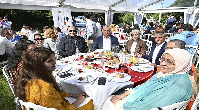 Almanya'da Türk kahvaltısı tanıtıldı