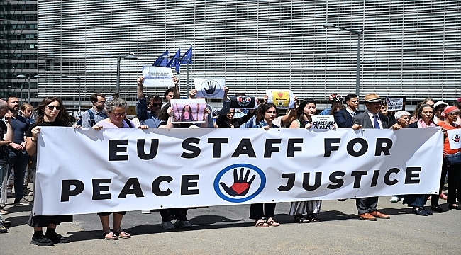 AB çalışanları Brüksel'de AB'nin Gazze politikasını protesto etti