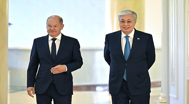 Almanya Başbakanı Scholz, Kazakistan ile ekonomik işbirliğini geliştirmek istediklerini belirtti