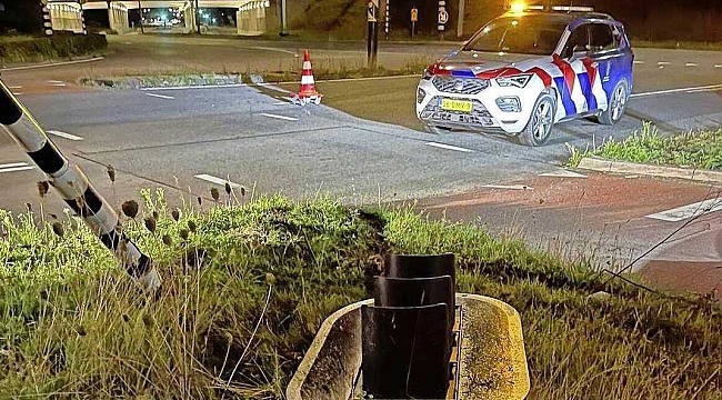 Amersfoort'ta Trafik Kazası Sonrası Dört Asker Gözaltına Alındı, Ehliyetlerine El Konuldu