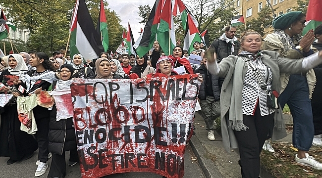 Almanya'da İsrail'in Gazze'de işlediği soykırım ve Alman polisinin şiddeti protesto edildi