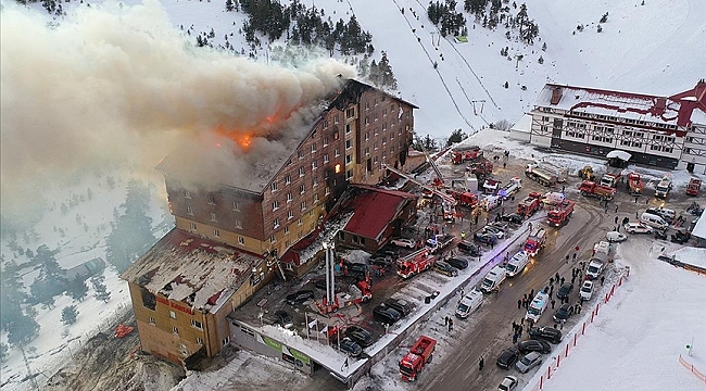 Brand in een Hotel in Kartalkaya Skicentrum Turkije: 10 Doden, 32 Gewonden