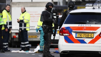 Amsterdam'daki Bıçaklama Saldırısının Zanlısı: 30 Yaşındaki Ukraynalı