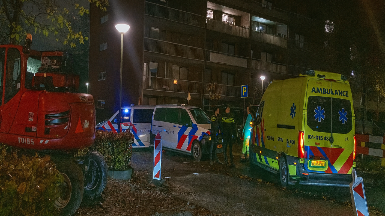 Hollanda'da Havai Fişek Faciası: 13 Yaşındaki Çocuk Ağır Yaralandı